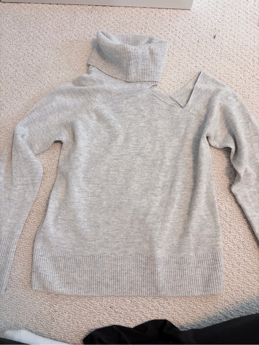 TAGS Gray Cashmere Wool Cold-Shoulder Turtleneck XS
